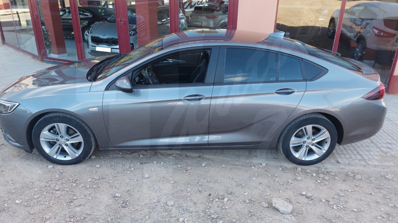 OPEL INSIGNIA 1.6 CDTI 136 CV