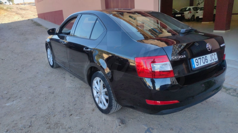 SKODA OCTAVIA 1.6 TDI 105 CV