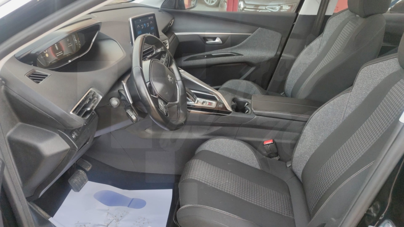 PEUGEOT 3008 1.5 HDI 130 CV AUTOMÁTICO