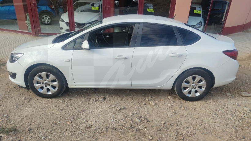 OPEL ASTRA 1.6 TDCI 110 CV