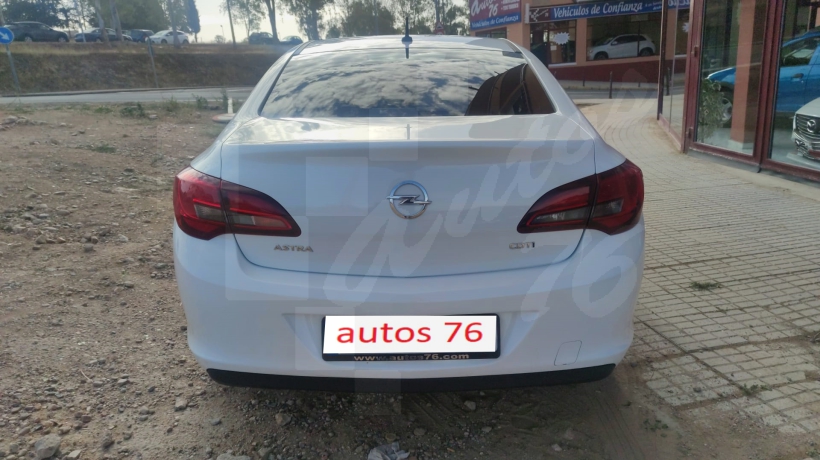 OPEL ASTRA 1.6 TDCI 110 CV