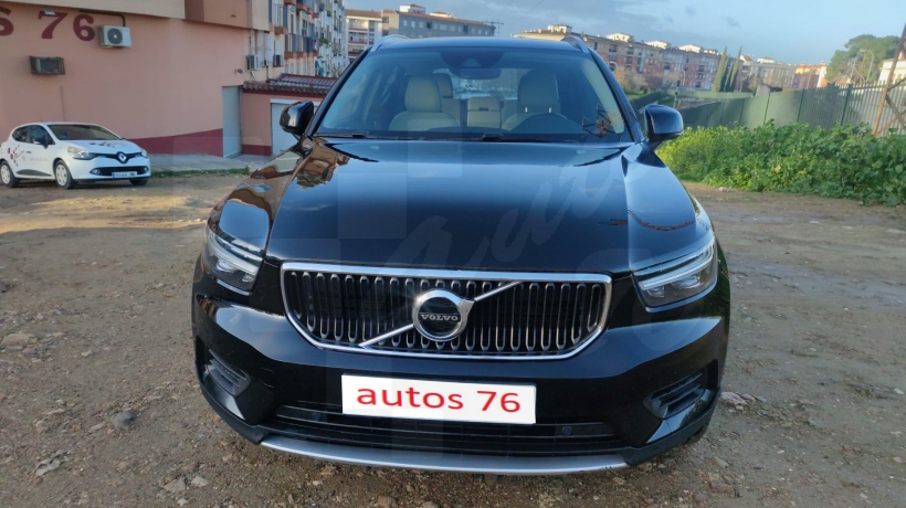 VOLVO XC40 D 150 CV