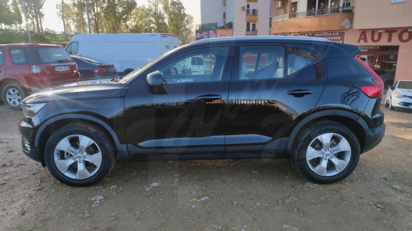 VOLVO XC40 D 150 CV