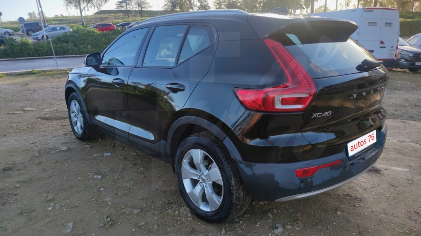 VOLVO XC40 D 150 CV