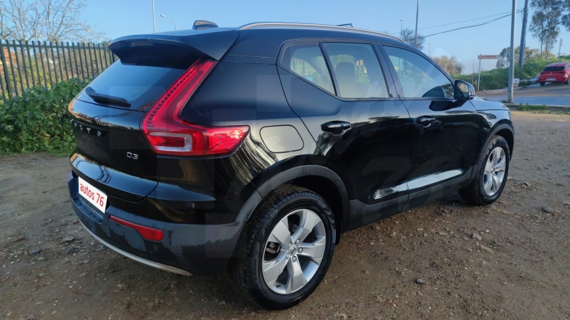 VOLVO XC40 D 150 CV