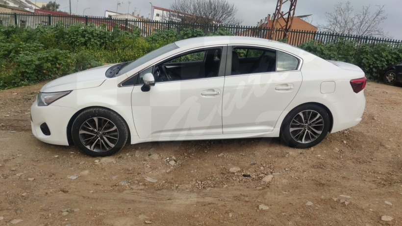 TOYOTA AVENSIS 2.0 D 143 CV