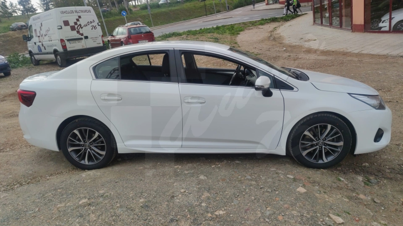 TOYOTA AVENSIS 2.0 D 143 CV
