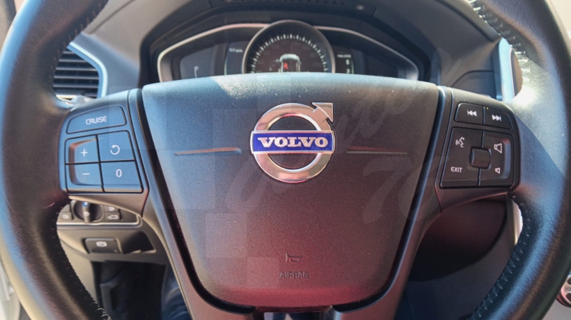VOLVO XC60 2.0 D 150 CV