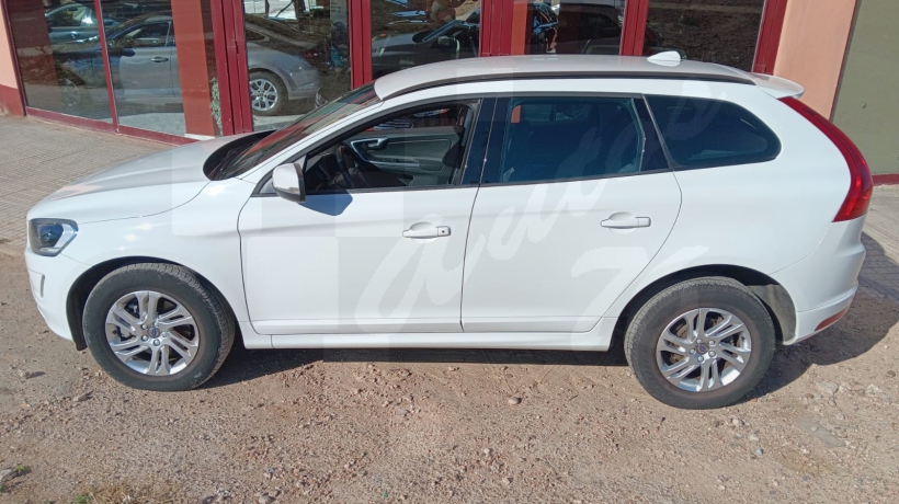 VOLVO XC60 2.0 D 150 CV