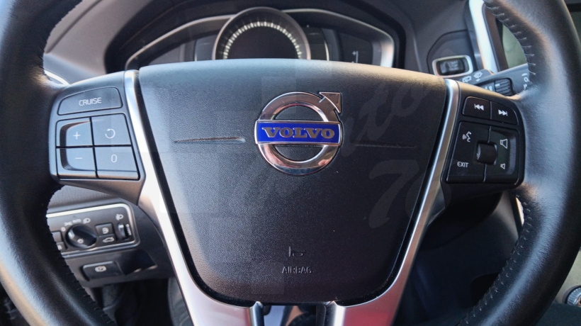 VOLVO XC60 2.0 D 190 CV