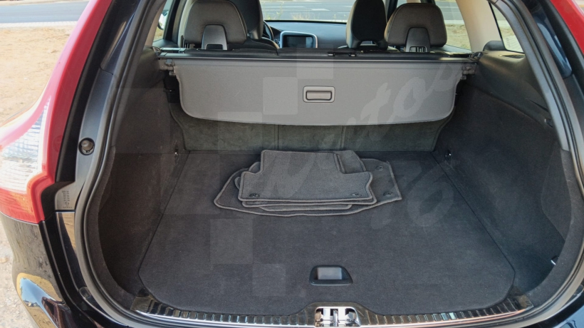 VOLVO XC60 2.0 D 190 CV