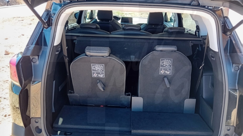 PEUGEOT 5008 1.5 HDI 130 CV 7 PLAZAS