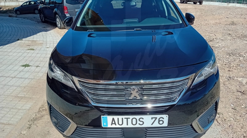 PEUGEOT 5008 1.5 HDI 130 CV 7 PLAZAS