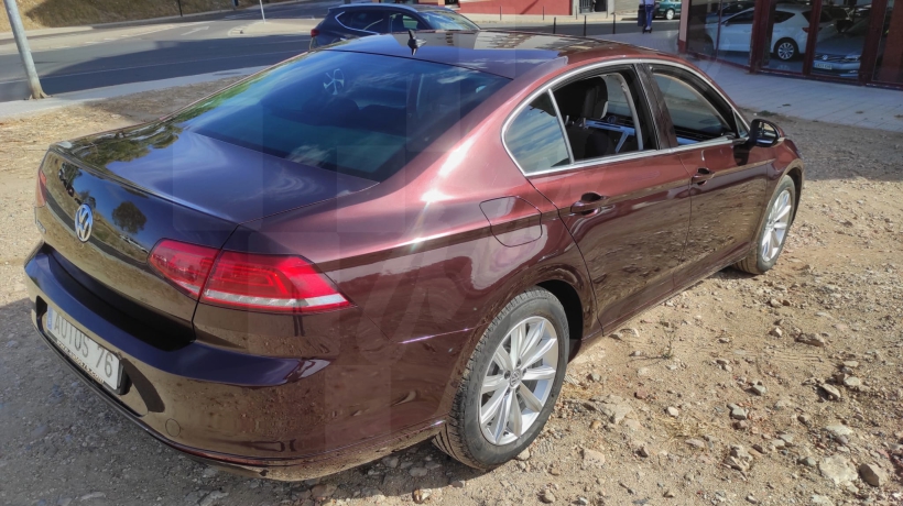 VOLKSWAGEN PASSAT 1.6 TDI 120 CV