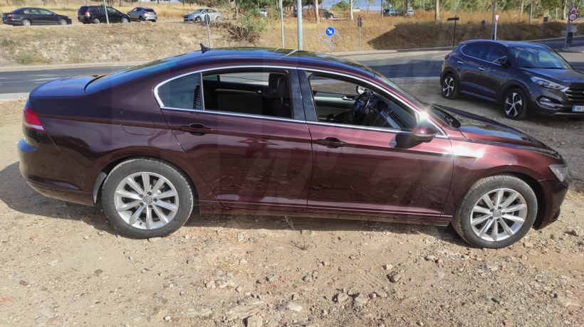 VOLKSWAGEN PASSAT 1.6 TDI 120 CV