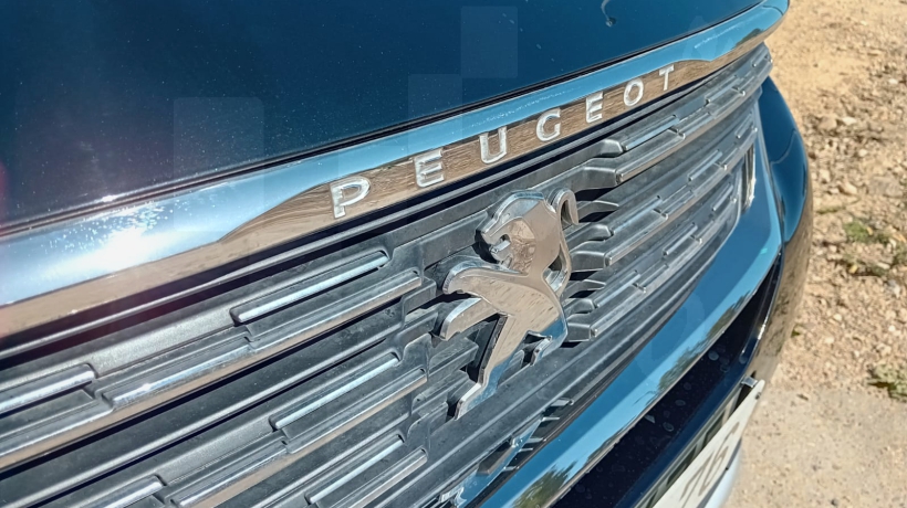 PEUGEOT 5008 1.5 HDI 130 CV 7 PLAZAS