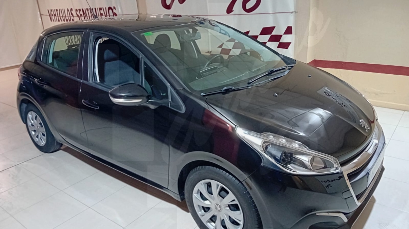 PEUGEOT 208 1.6 HDI 75 CV