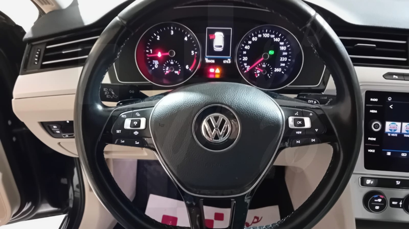 VOLKSWAGEN PASSAT 2.0 TDI 150 CV FAMILIAR AUT.