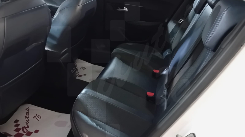 PEUGEOT 2008 1.5 HDI 100 CV
