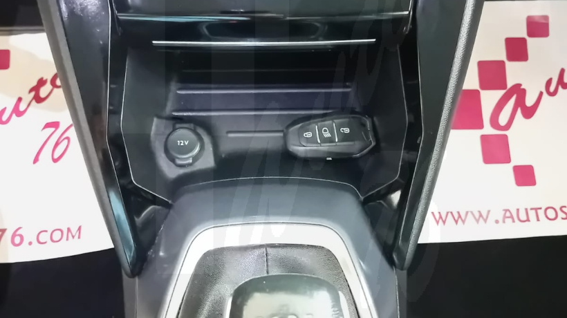 PEUGEOT 2008 1.5 HDI 100 CV