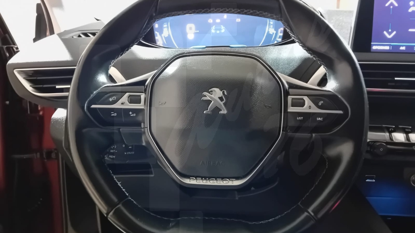 PEUGEOT 3008 1.5 HDI 130 CV