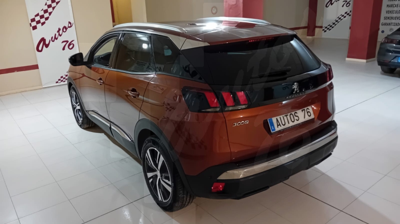 PEUGEOT 3008 1.5 HDI 130 CV