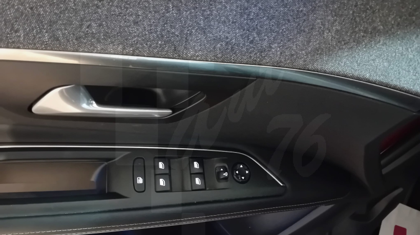 PEUGEOT 3008 1.5 HDI 130 CV