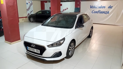 HYUNDAI I30 1.6 CRDI 116 CV HYUNDAI I30 1.6 CRDI 116 CV