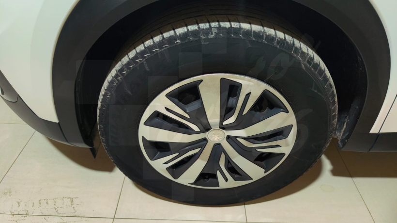 PEUGEOT 2008 1.5 HDI 110 CV
