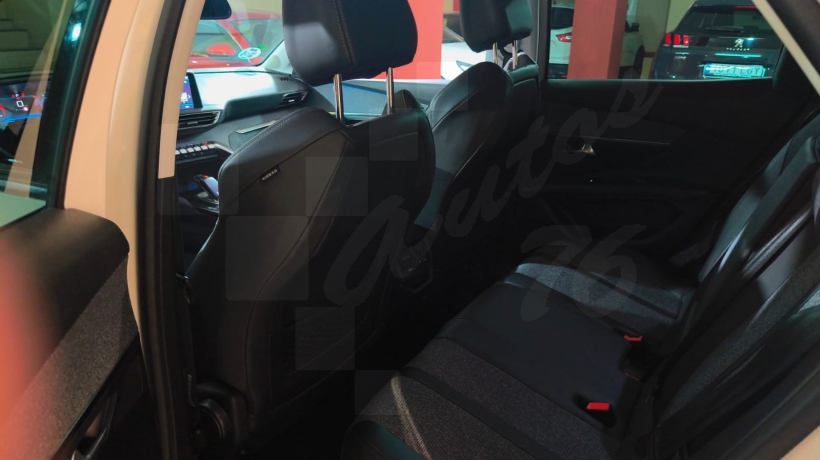 PEUGEOT 3008 1.5 HDI 130 CV AUTOMÁTICO