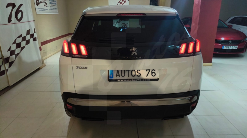 PEUGEOT 3008 1.5 HDI 130 CV AUTOMÁTICO