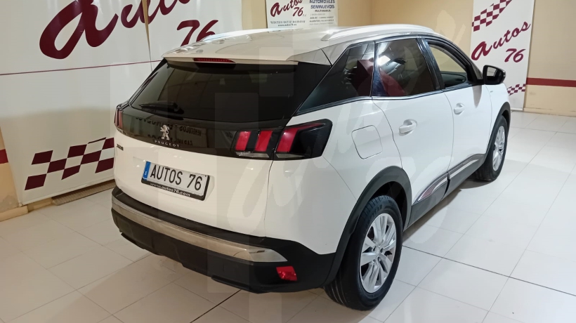 PEUGEOT 3008 1.5 HDI 130 CV