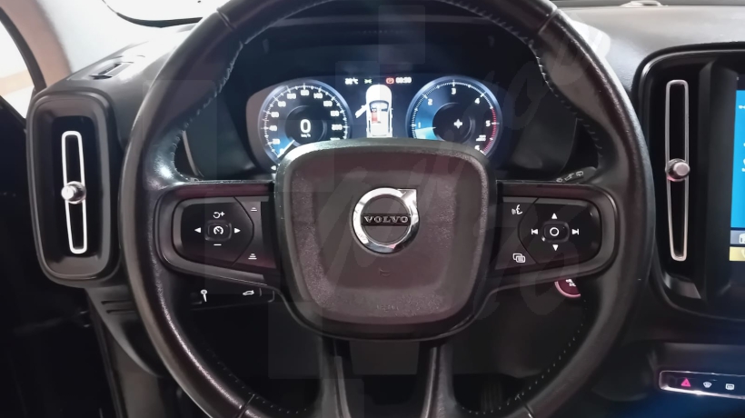VOLVO XC40 2.0 D3 150 CV 