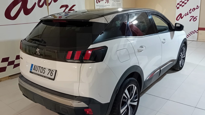 PEUGEOT 3008 1.5 HDI 130 CV