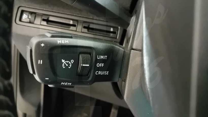 PEUGEOT 3008 1.5 HDI 130 CV