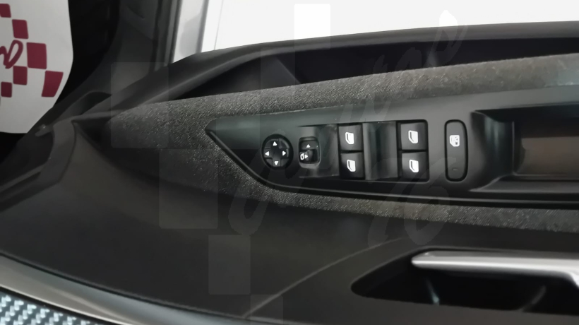 PEUGEOT 3008 1.5 HDI 130 CV