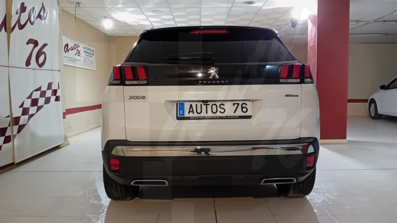 PEUGEOT 3008 1.5 HDI 130 CV AUTOMÁTICO PEUGEOT 3008 1.5 HDI 130 CV AUTOMÁTICO