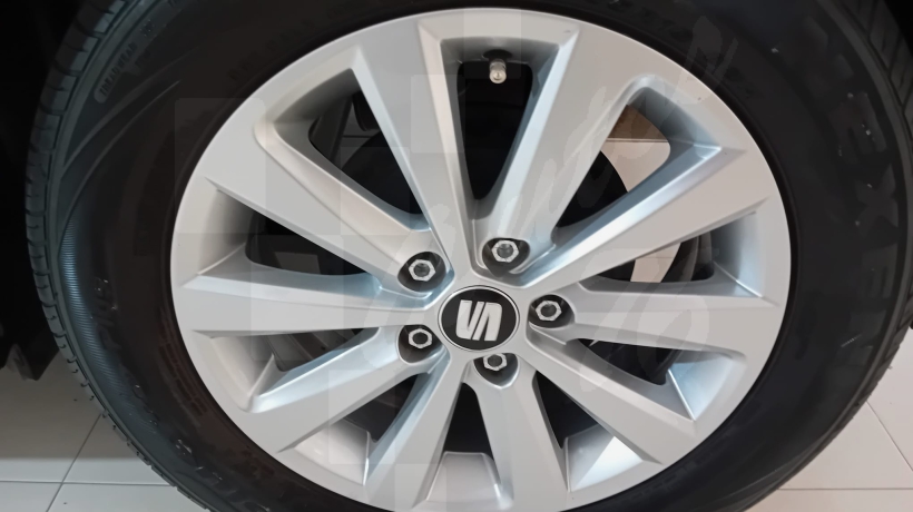 SEAT IBIZA 1.0 i 80 CV SEAT IBIZA 1.0 i 80 CV