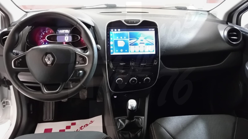 RENAULT CLIO 1.2 i 75 CV