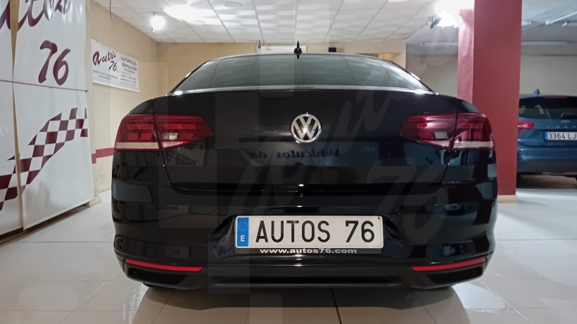 VOLKSWAGEN PASSAT 1.6 TDI 120 CV AUTOMÁTICO