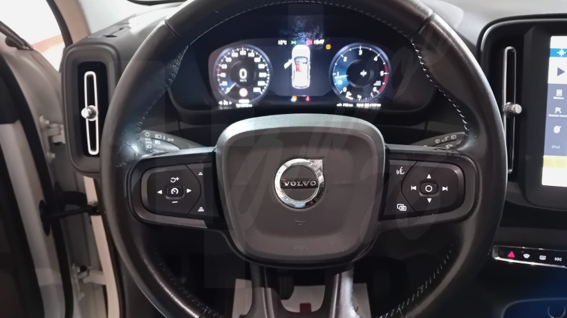 VOLVO XC40 2.0 D3 150 CV 
