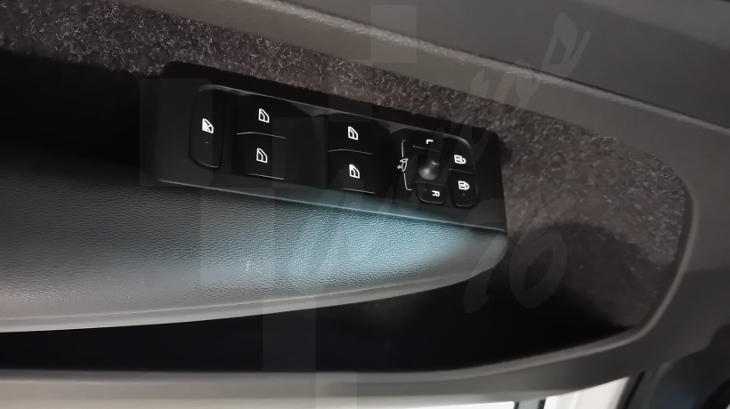 VOLVO XC40 2.0 D3 150 CV 