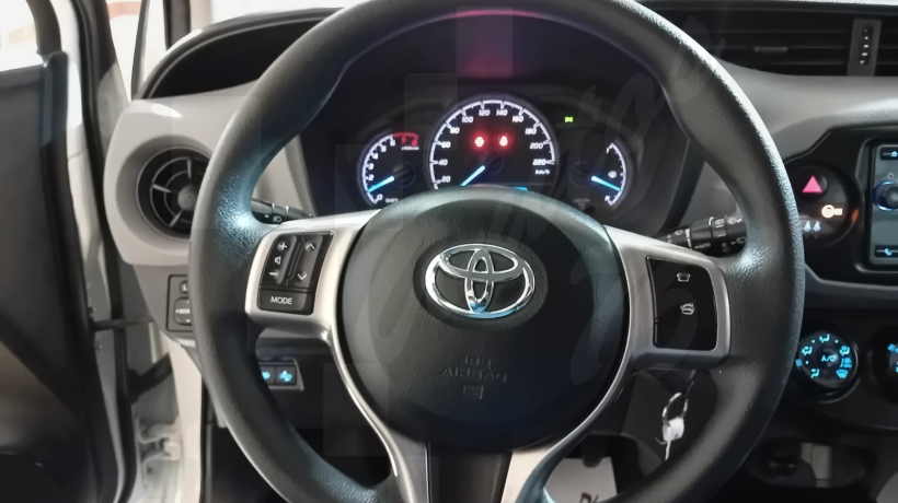 TOYOTA YARIS 1.0 i 80 CV