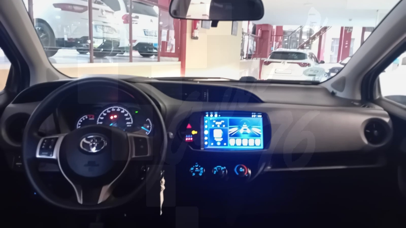TOYOTA YARIS 1.0 i 80 CV