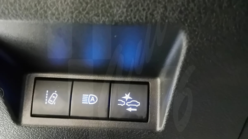 TOYOTA YARIS 1.0 i 80 CV