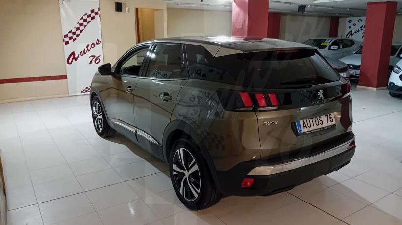 PEUGEOT 3008 1.5 HDI 130 CV