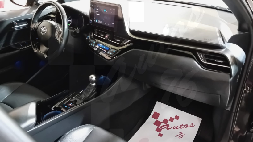 TOYOTA C-HR 1.8 HÍBRIDO 125 H 122 CV  AUTOMÁTICO