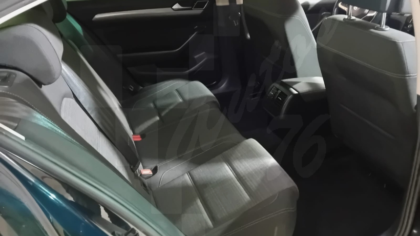 VOLKSWAGEN PASSAT 1.6 TDI 120 CV AUTOMÁTICO