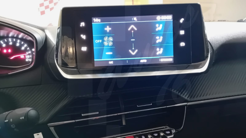 PEUGEOT 2008 1.5 HDI 110 CV