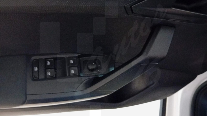 SEAT ARONA 1.6 TDI 95 CV